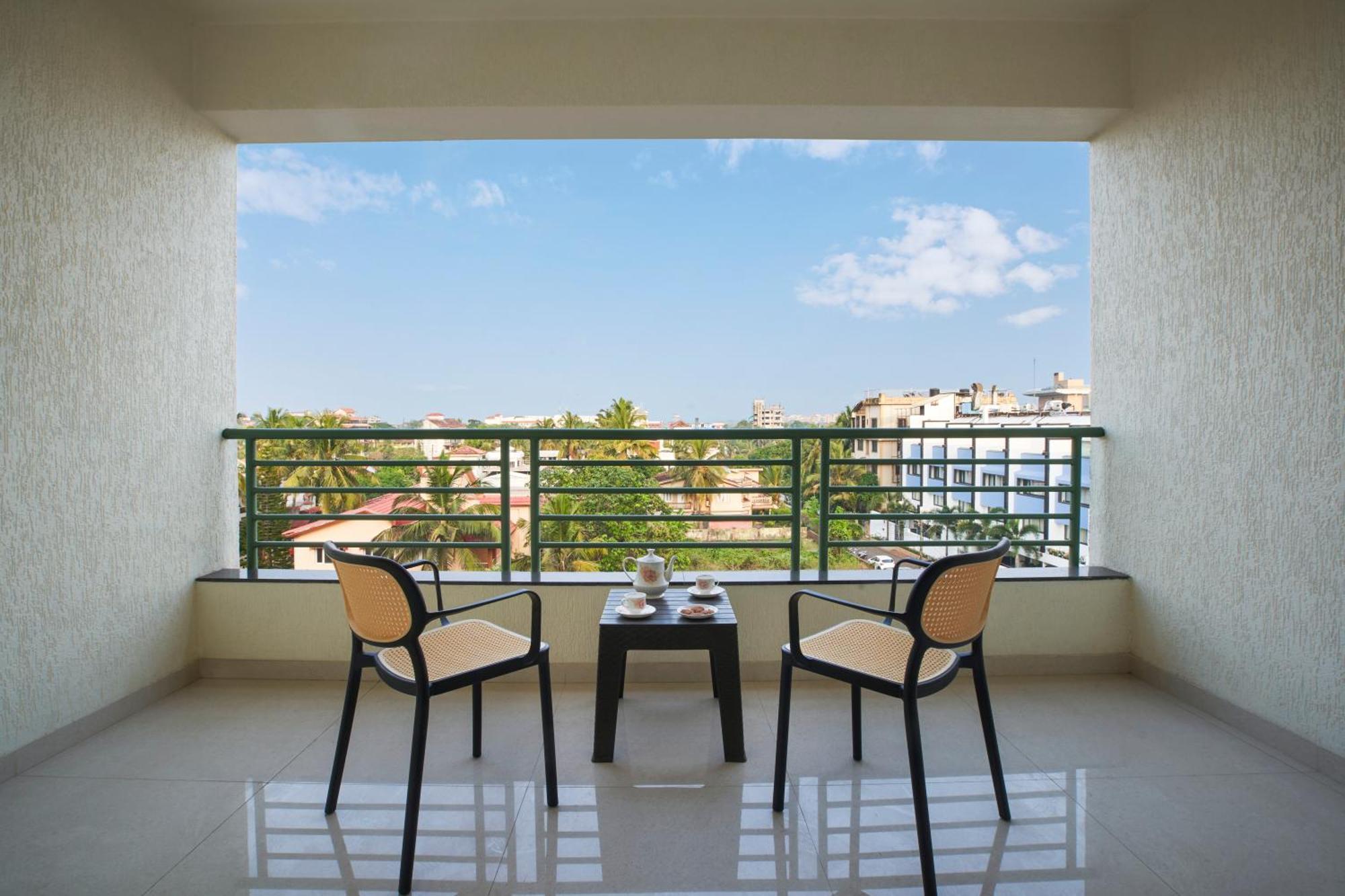 Grandeur Stays Panaji Εξωτερικό φωτογραφία